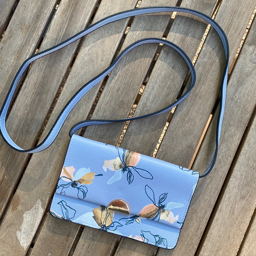 a new day | blue floral convertible wallet to crossbody